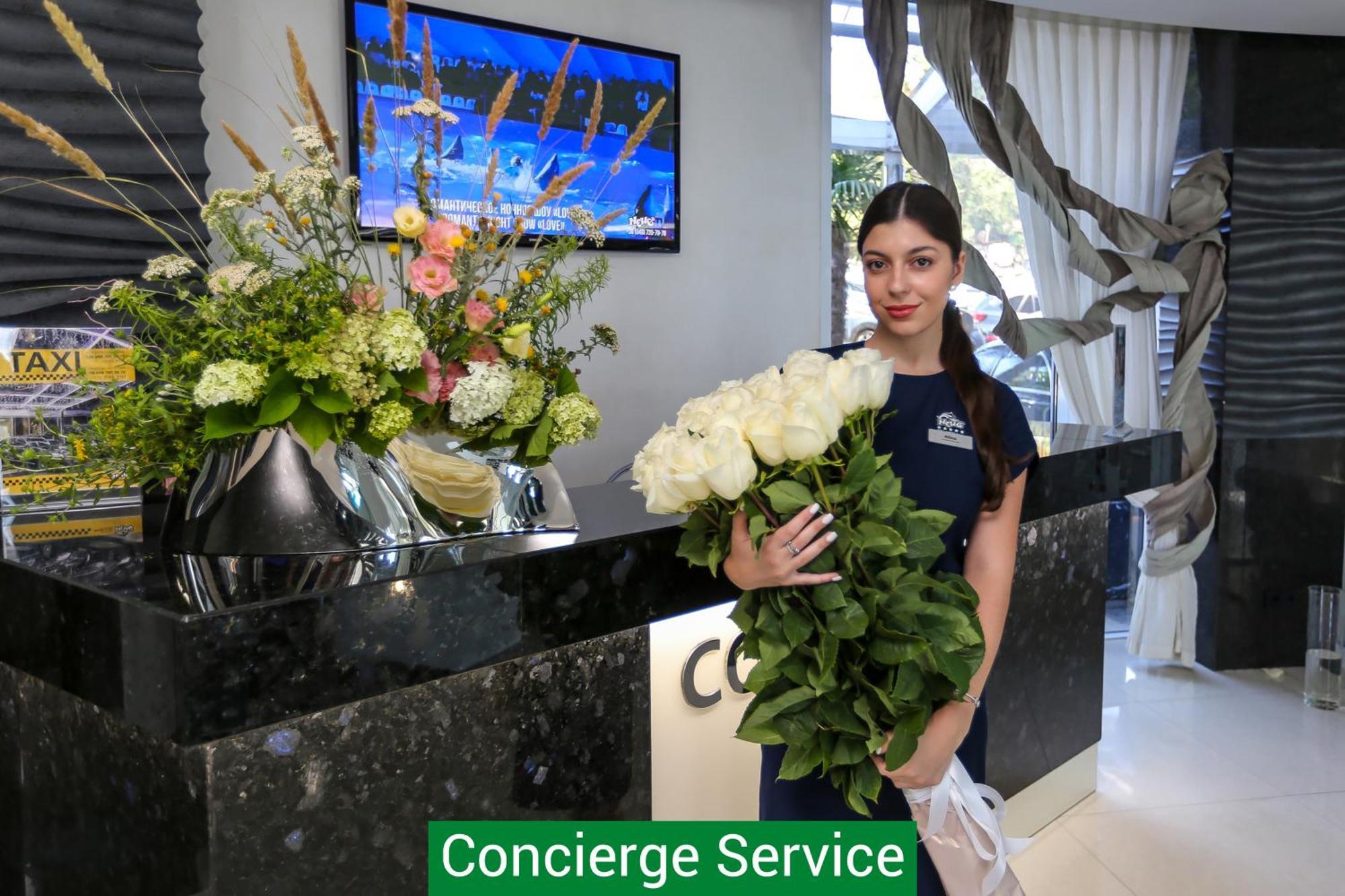 Nemo Hotel Resort & Spa Odessa Ngoại thất bức ảnh Concierge Service