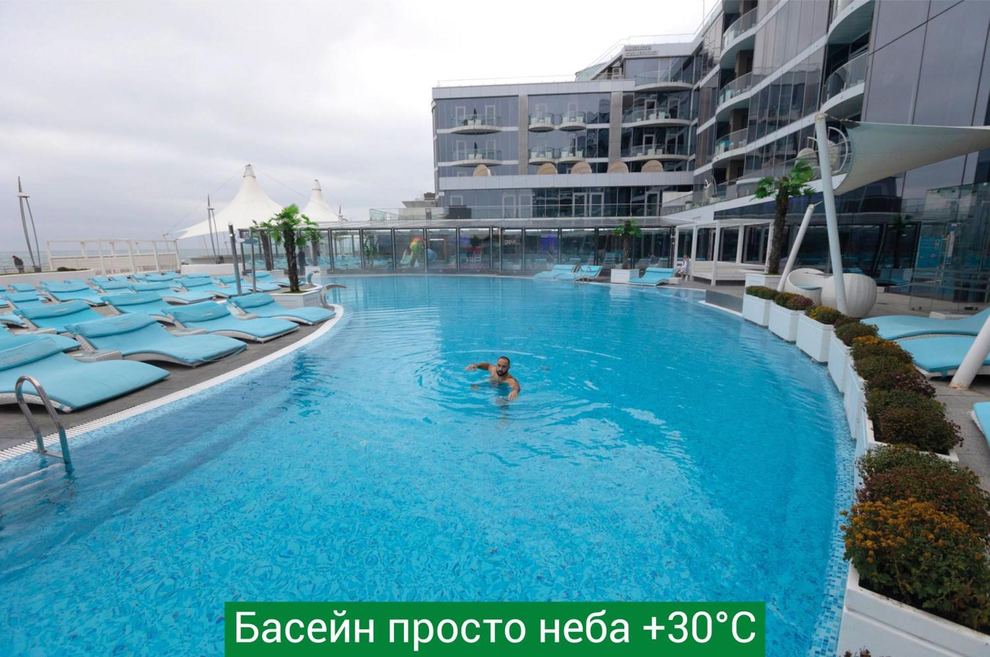 Nemo Hotel Resort & Spa Odessa Ngoại thất bức ảnh The pool at the spa